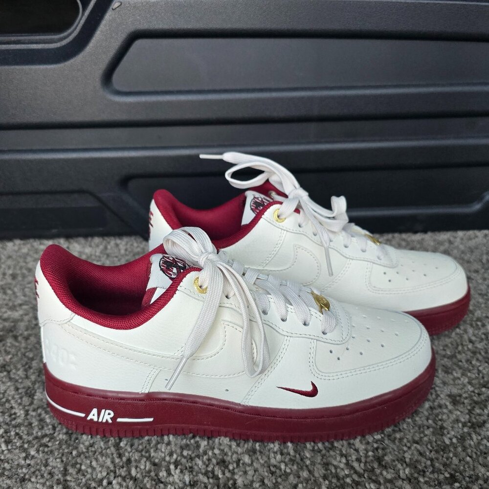 *RARE* EUC Nike Air Force 1 Low '07 SE 40th Anniversary Edition Sail Team Red - Picture 4 of 12